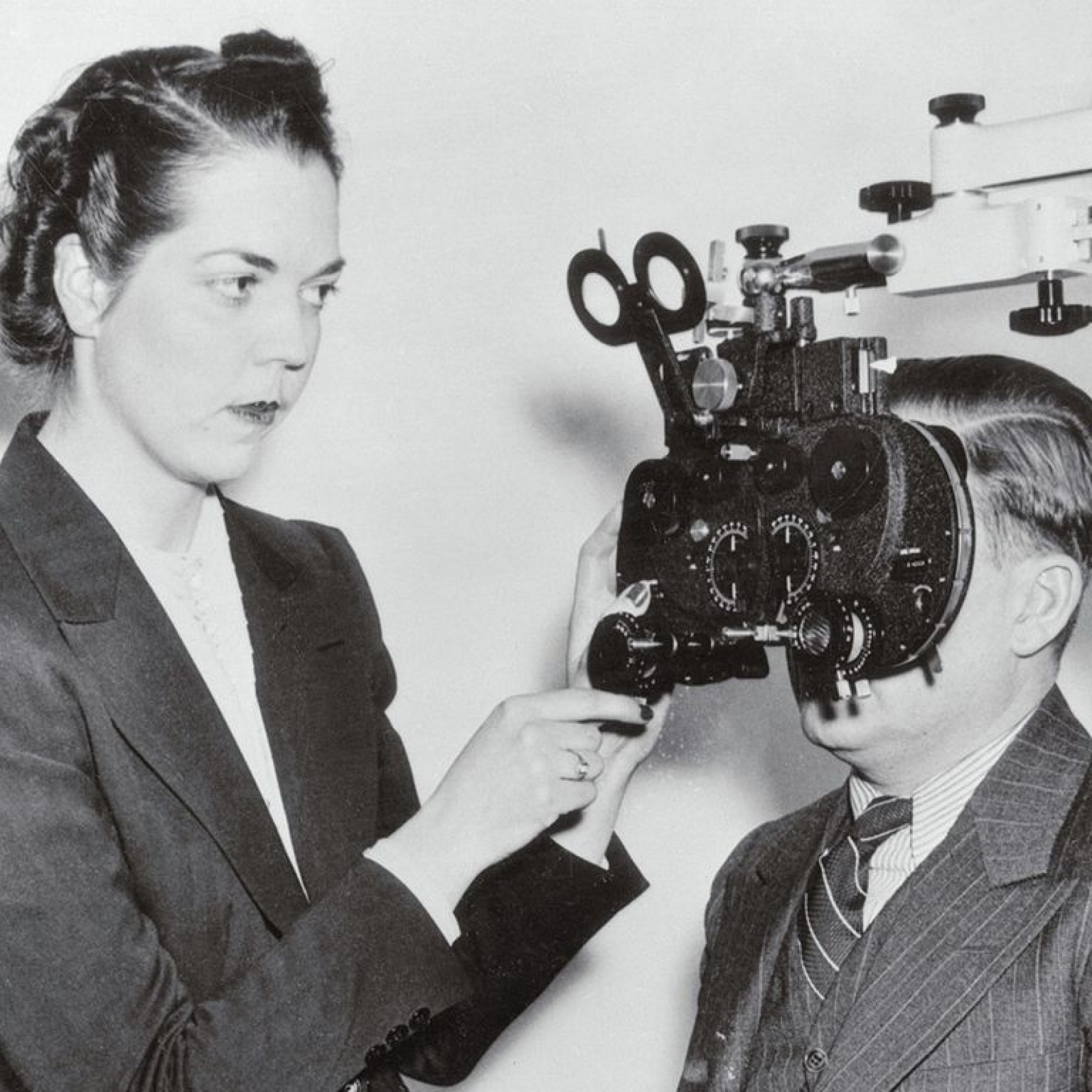 1519422267-marion-donovan-web