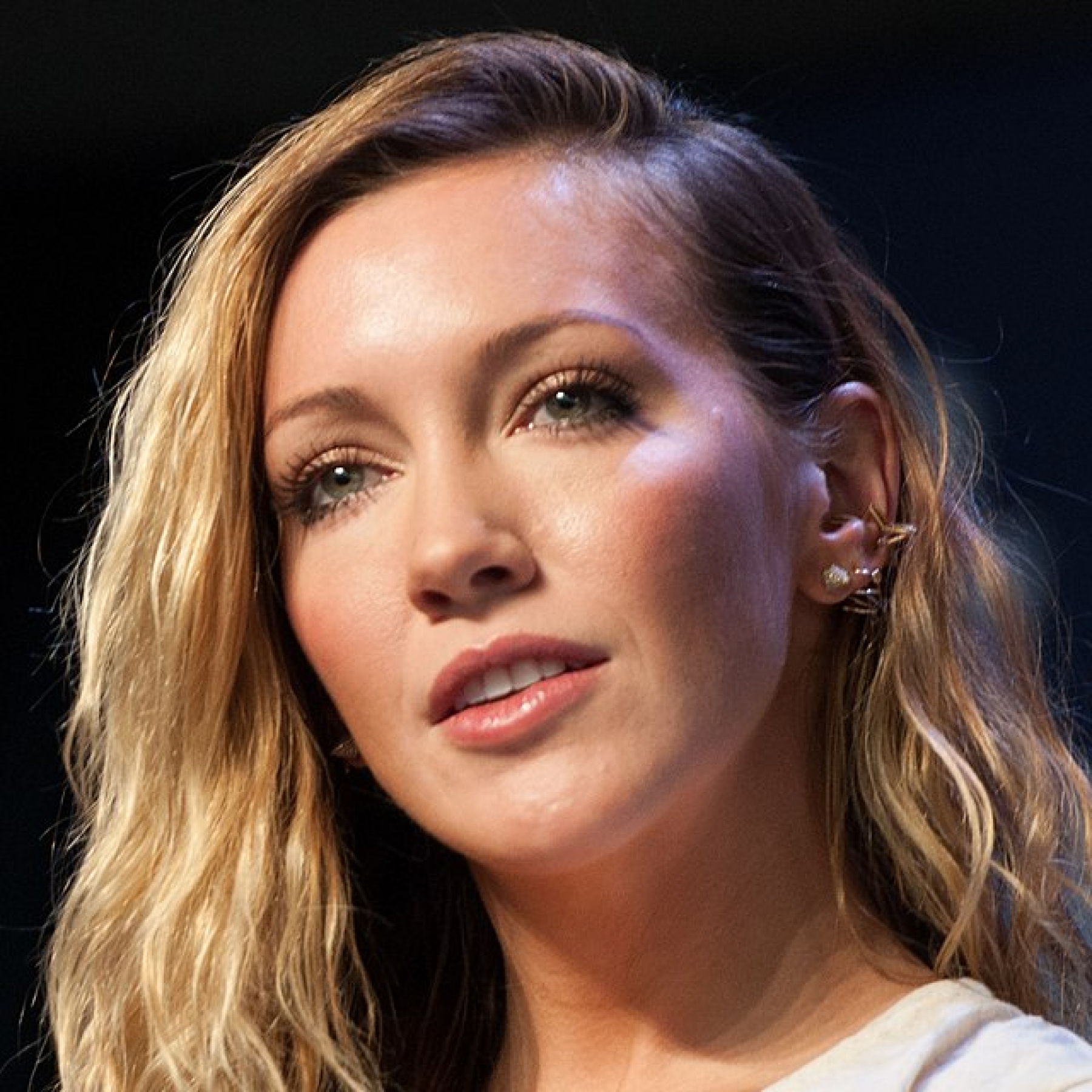 640px-Katie_Cassidy_August_2016