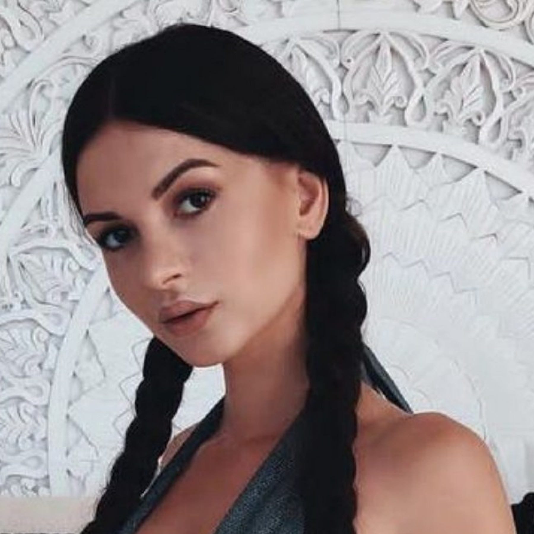 Alona Venum