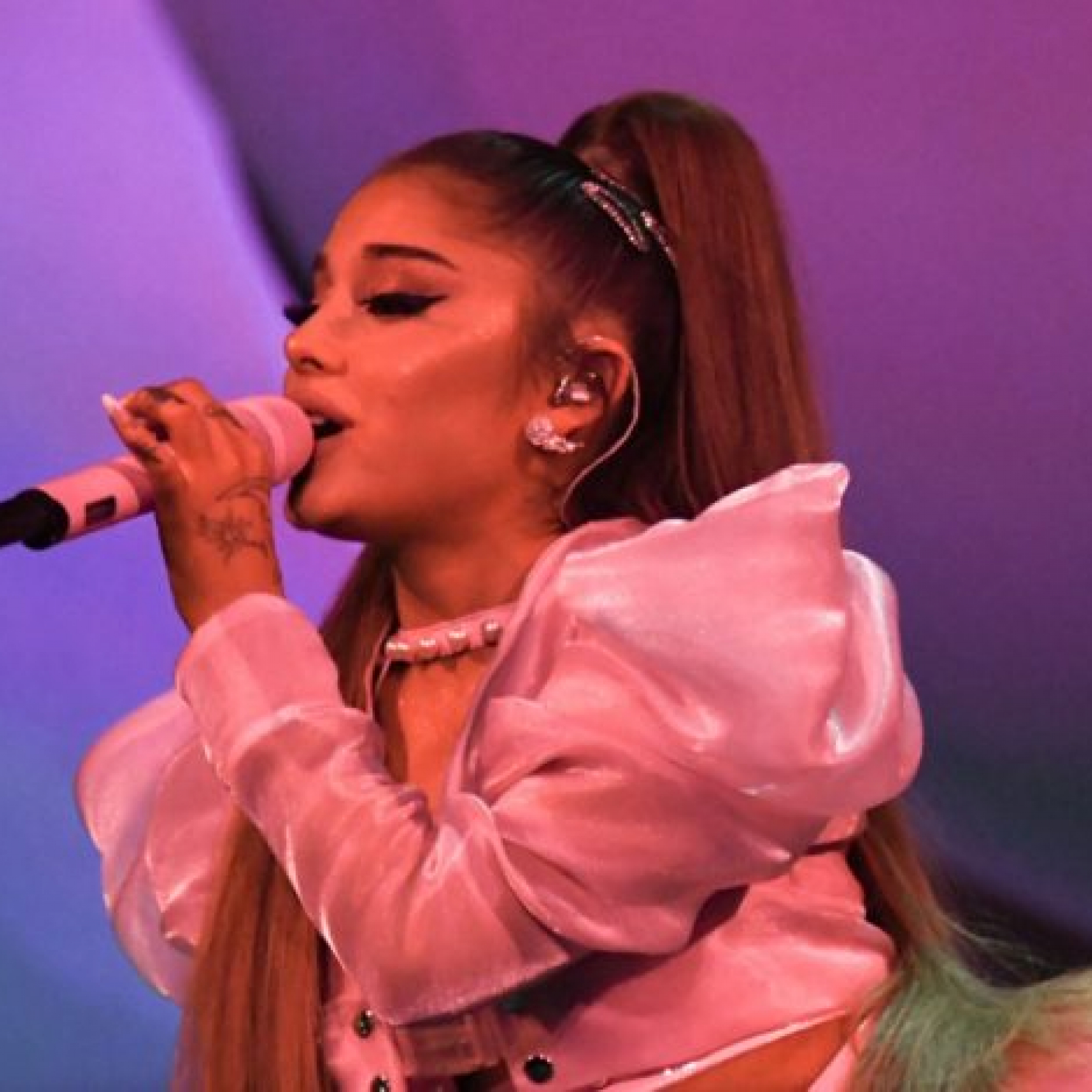 Ariana-Grande-768x469