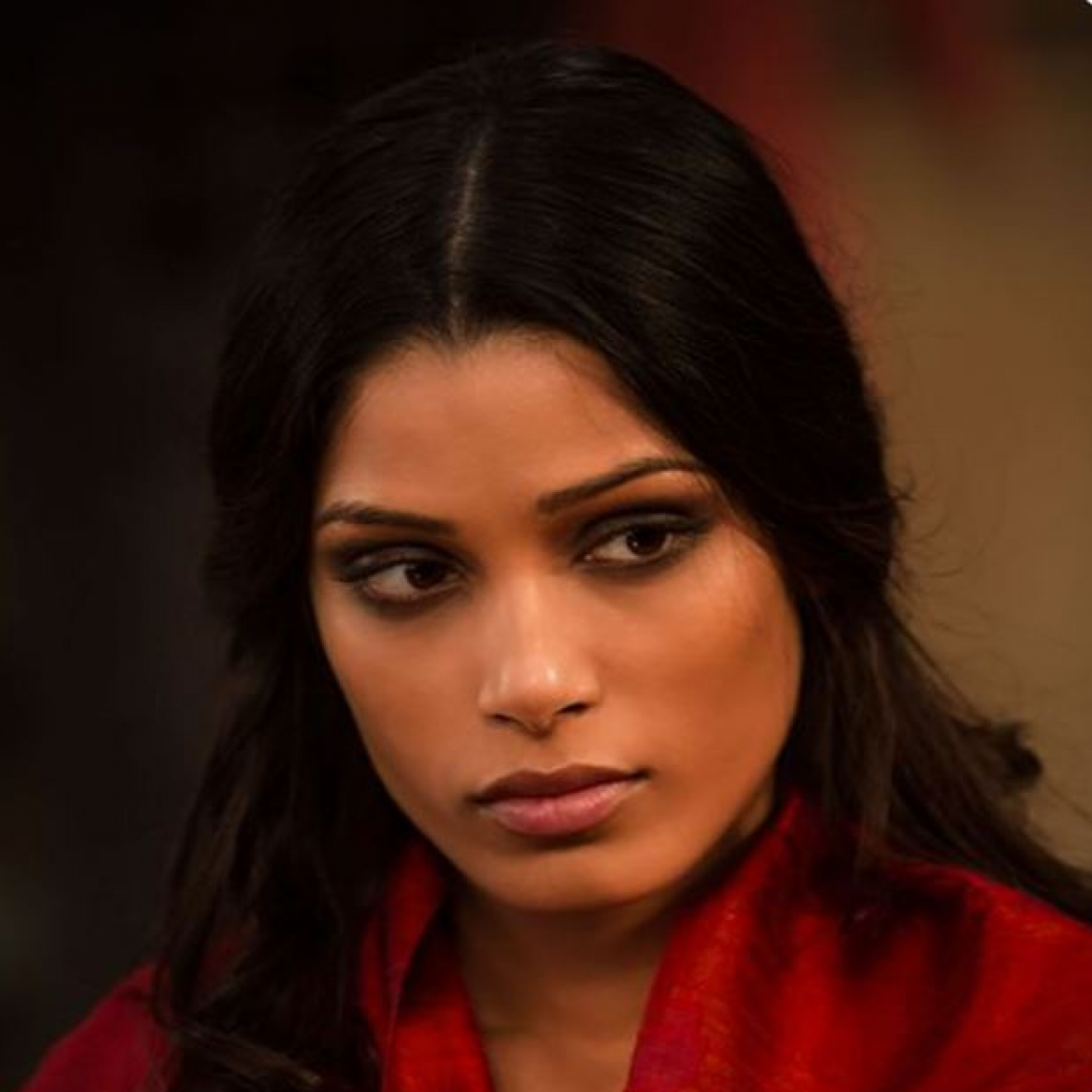Freida-Pinto-1
