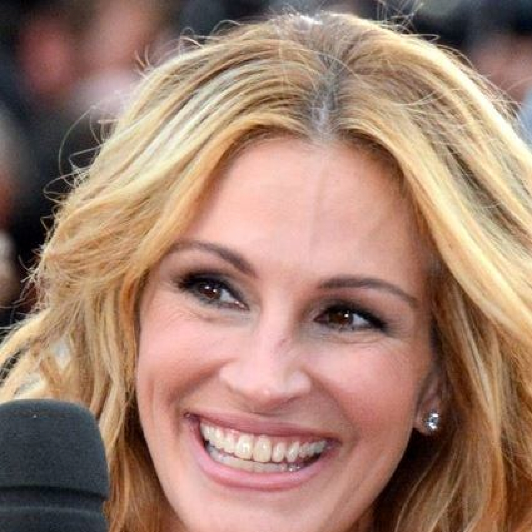 Julia_Roberts_Cannes_2016_(cropped_2)