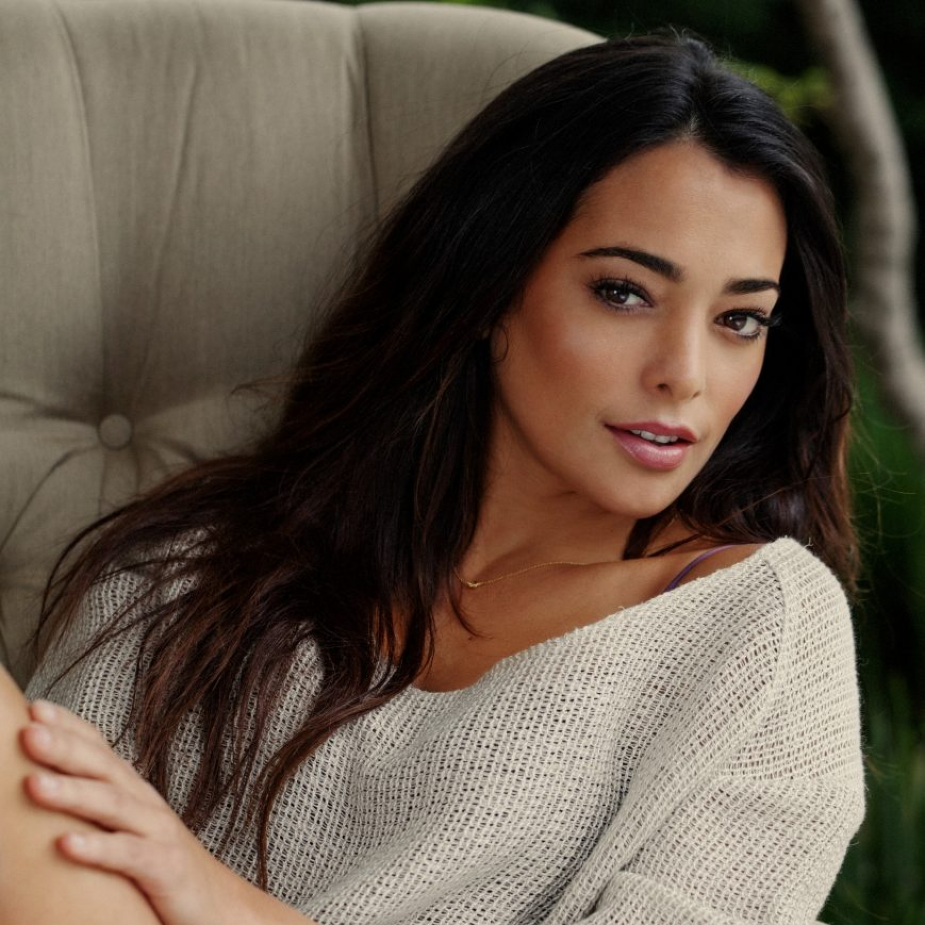 Natalie-Martinez-869x1024
