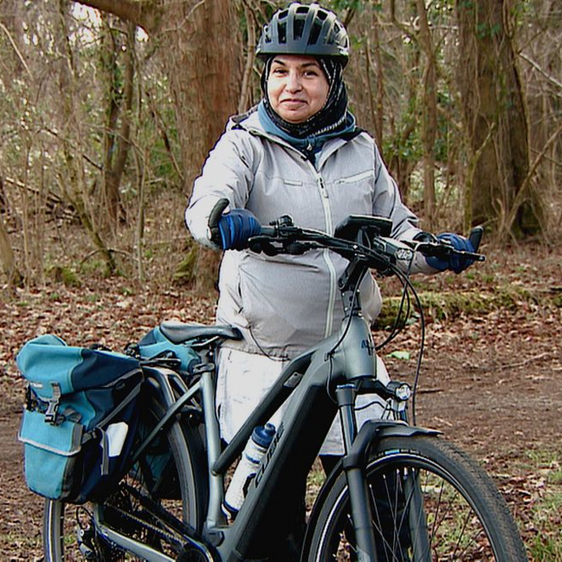 _123673617_mahnoorwithbike