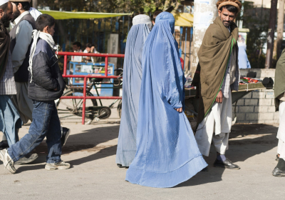 Afghan-man-and-his-two-wifes-000015604252_Large