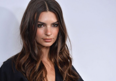 Emily-Ratajkowski-768x499