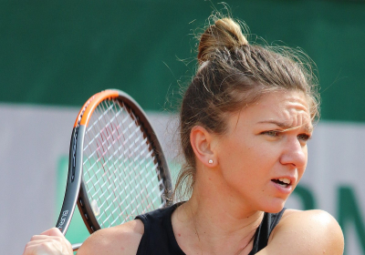Halep_RG18_(25)_(42929445712)