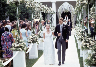 Richard Nixon's daughter Tricia Nixon gave out 700 press credentials according to the White House Historical Association