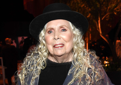  Joni Mitchell