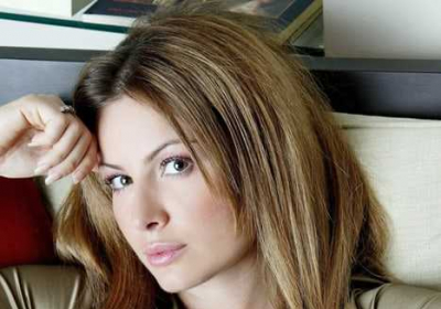 top-50-sexiest-news-anchors-of-all-time-2020-best-of-comic-books-42
